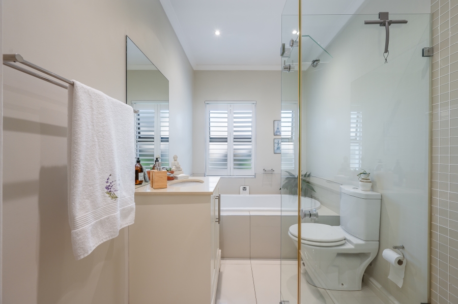 3 Bedroom Property for Sale in Kelderhof Country Village Western Cape